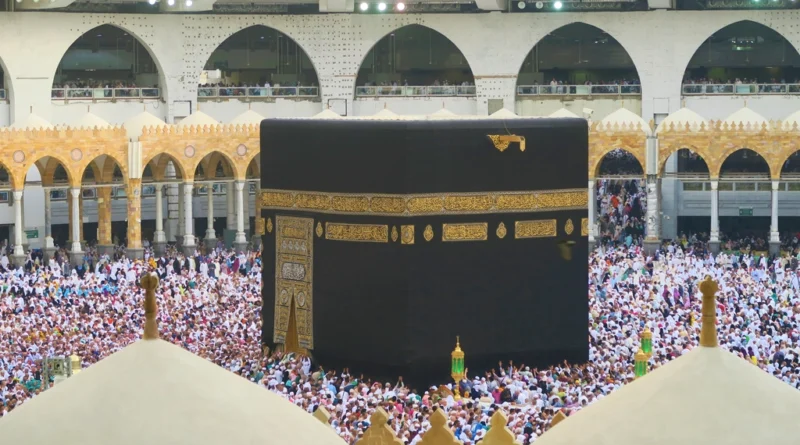 bupati aceh selatan umroh